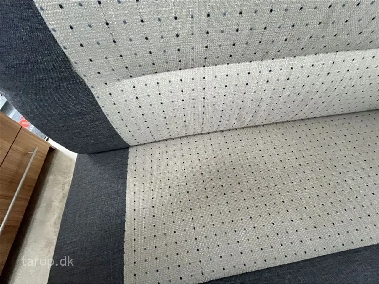 Billede 8 - 2014 - Caravelair Antares Luxe 527 Fortelt: Isabella Commodore Concept, mover, tv-antenne, sidesiddegruppe, kompressor køleskab m/ frostboks, 3 køjer og dobbeltseng