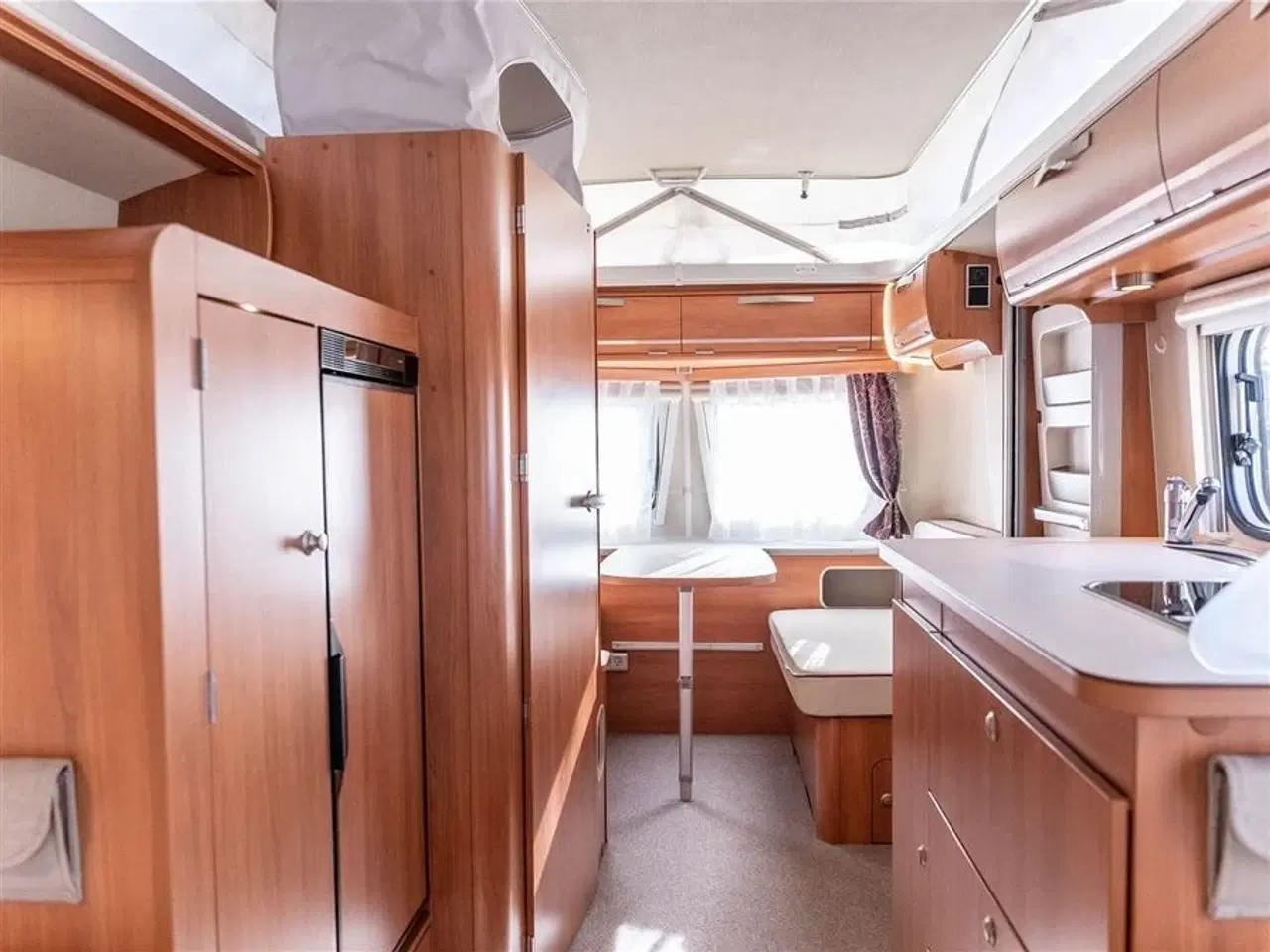 Billede 24 - 2019 - Hymer Eriba Touring Troll 535 GT   Yderst velholdt vogn med hævetag og meget udstyr