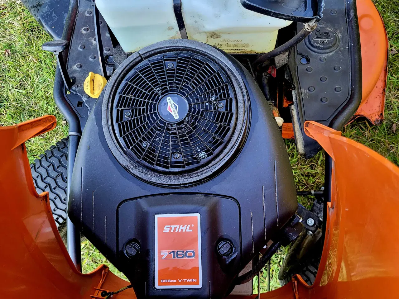 Billede 13 - Flot Stihl RT 4112 SZ havetraktor