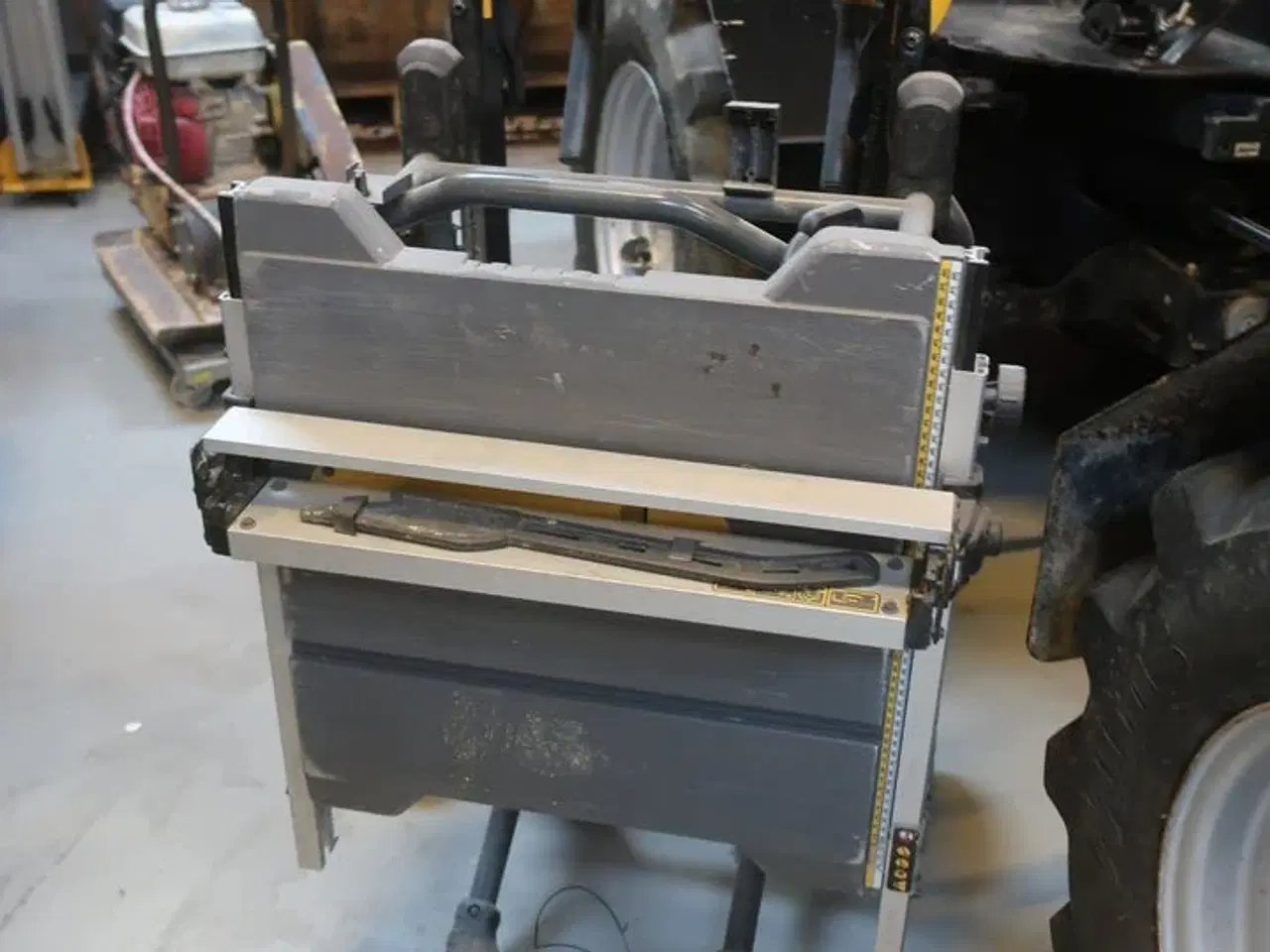 Billede 2 - Bordrundsav DEWALT DCS7485 med stativ