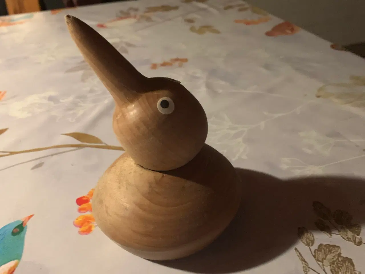 Billede 4 - 4 håndlavede fugle i træ