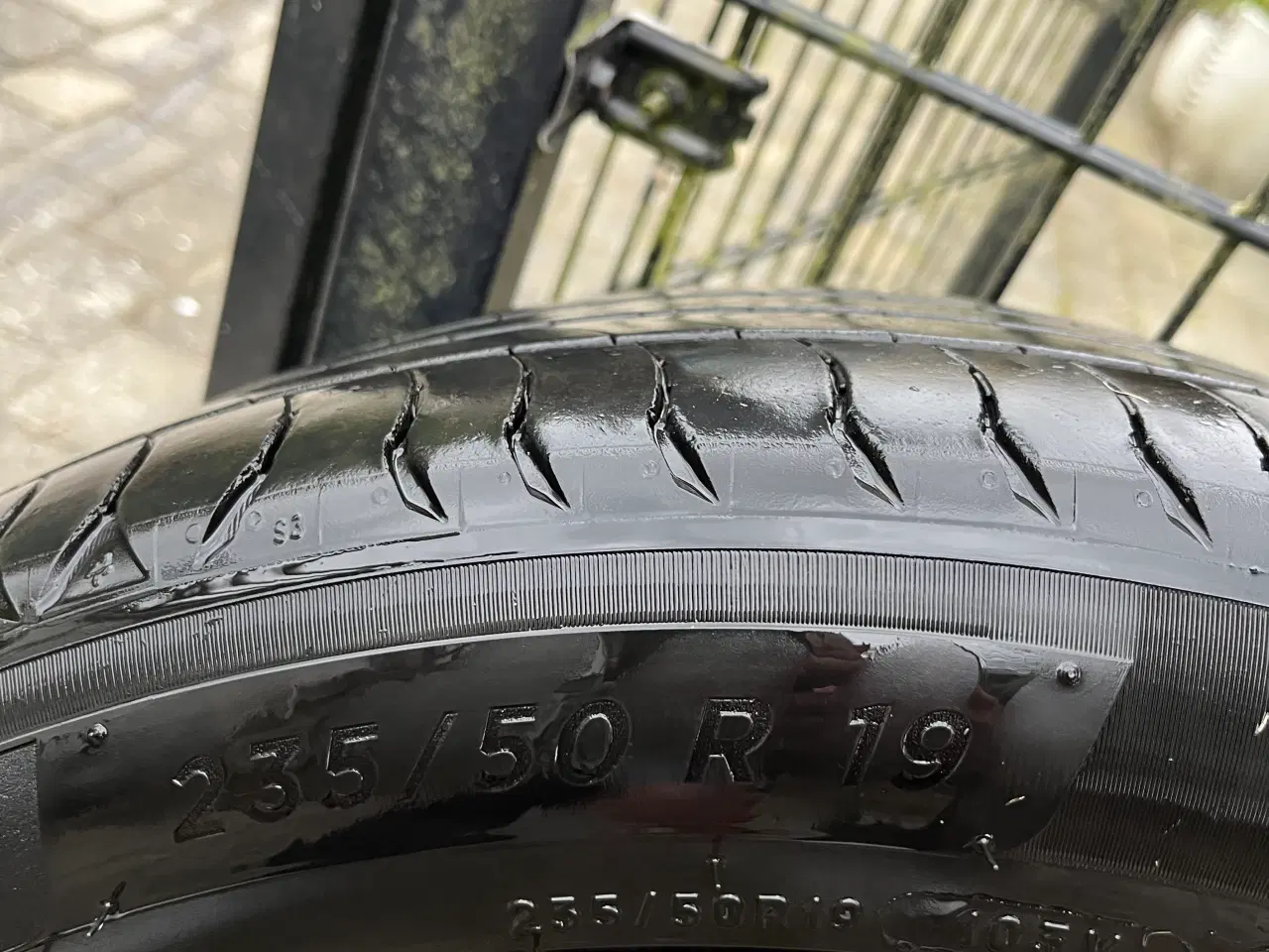 Billede 1 - 4 stk Alu fælge med dæk, som nye