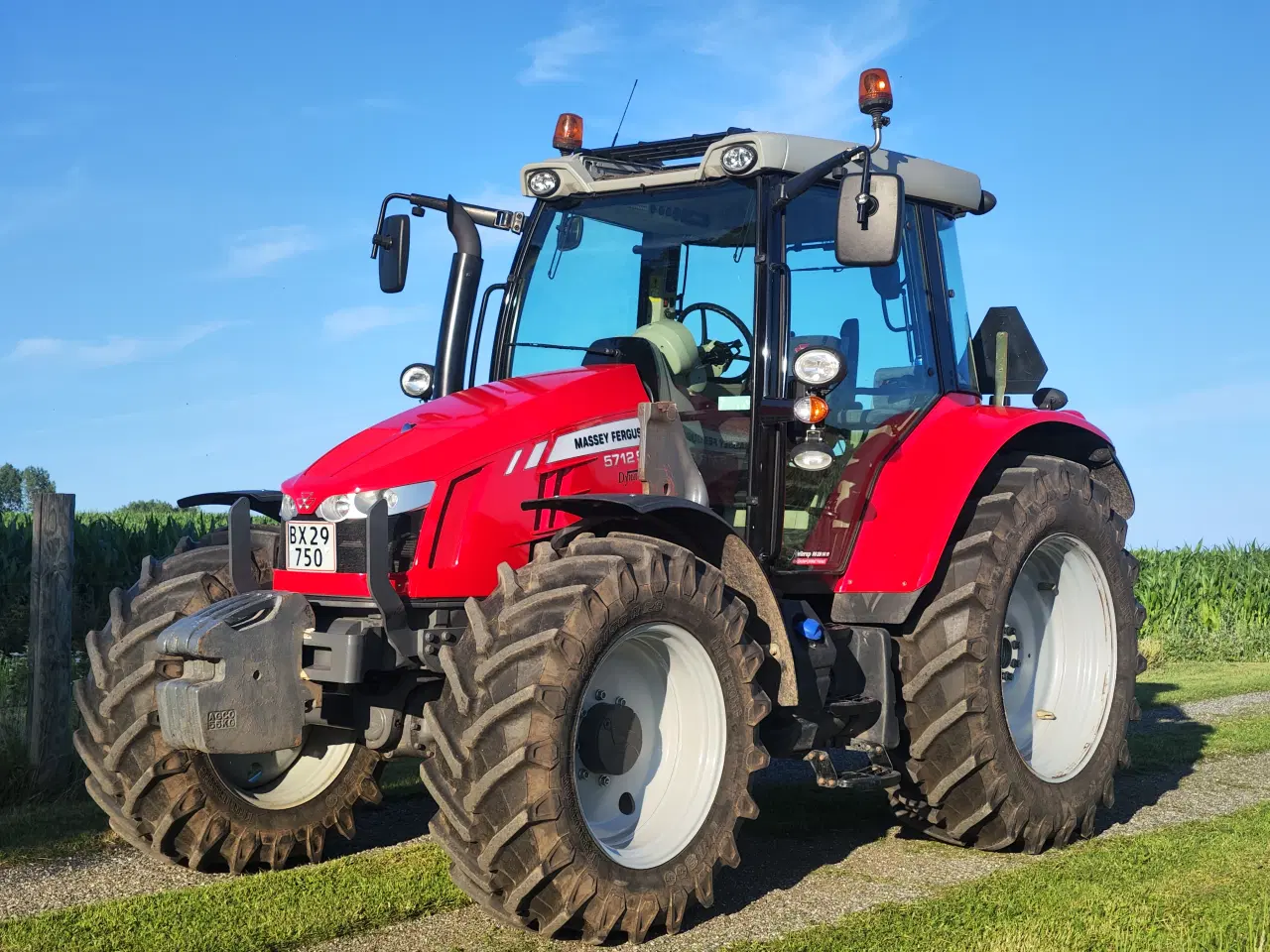 Billede 1 - Massey Ferguson 5712Sl