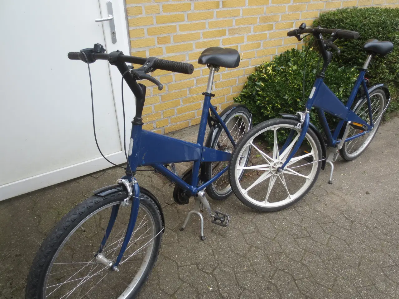 Billede 1 - 2 stk Unisex Cykler 24 tommer hjul 