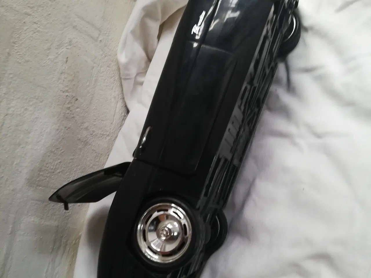 Billede 6 - Fed sort legetøjs bil Ca 46 cm 