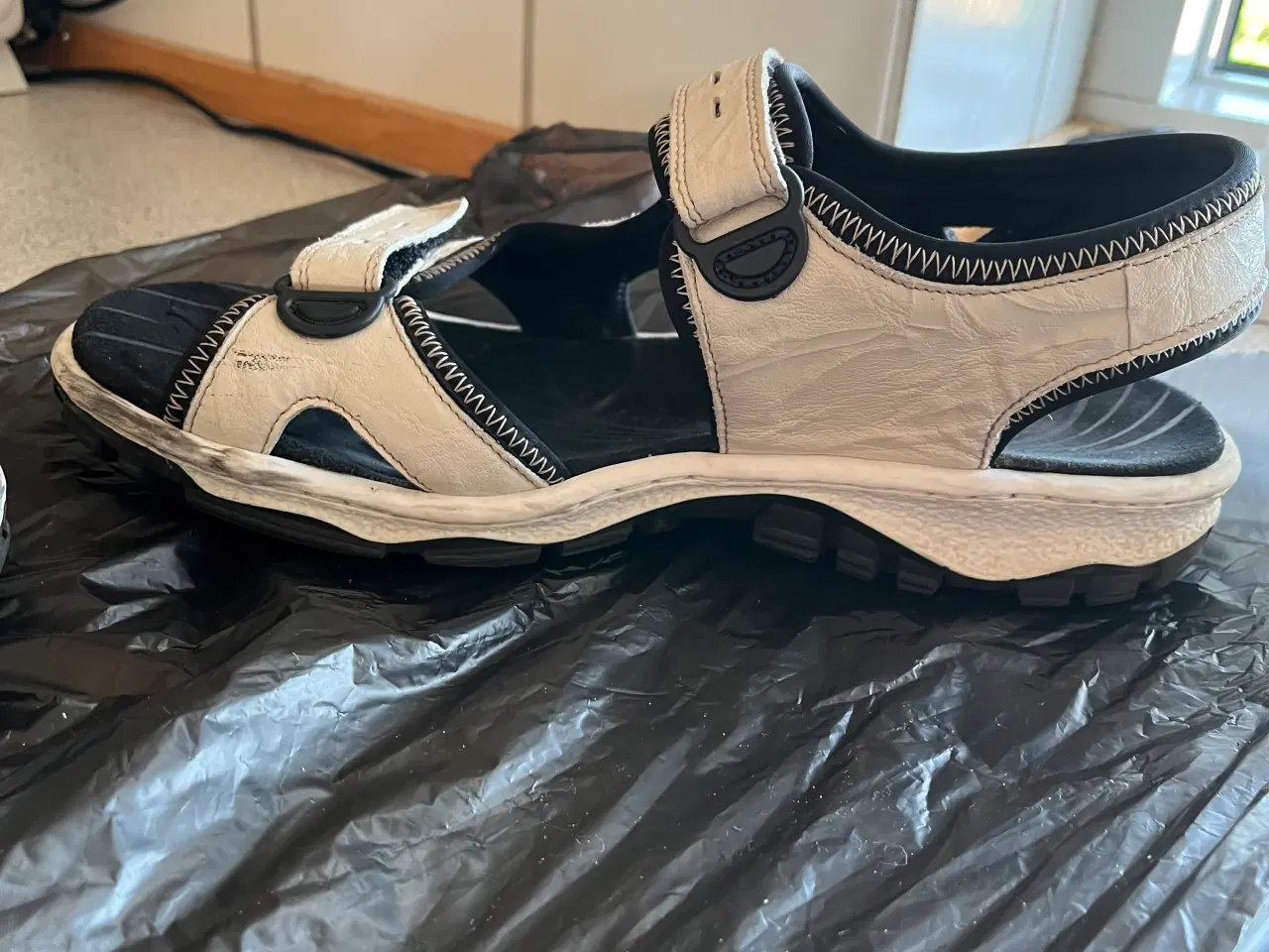 Billede 2 - Komfortabel sandal 