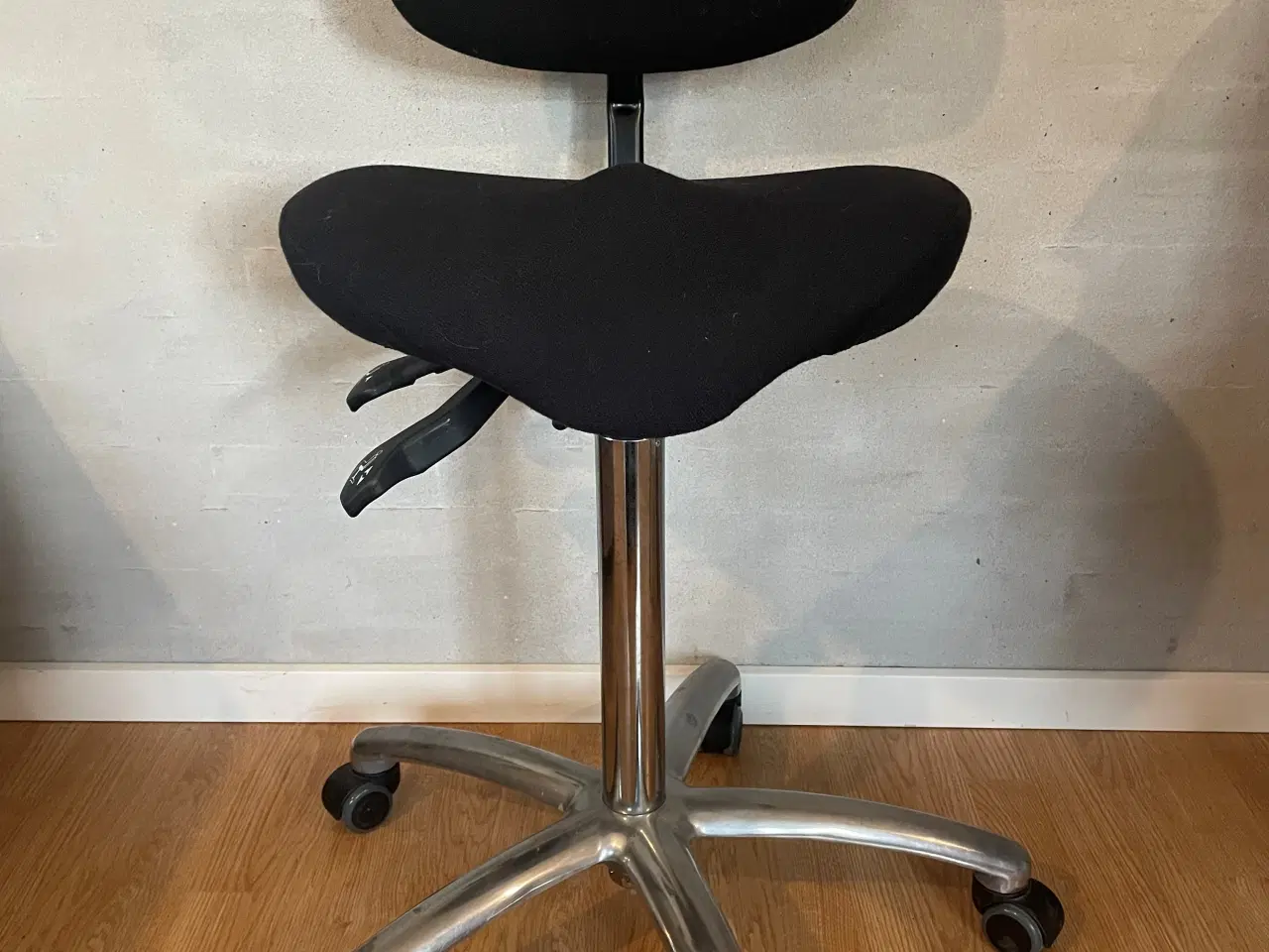 Billede 1 - VELA Samba 110, ståstøttestol