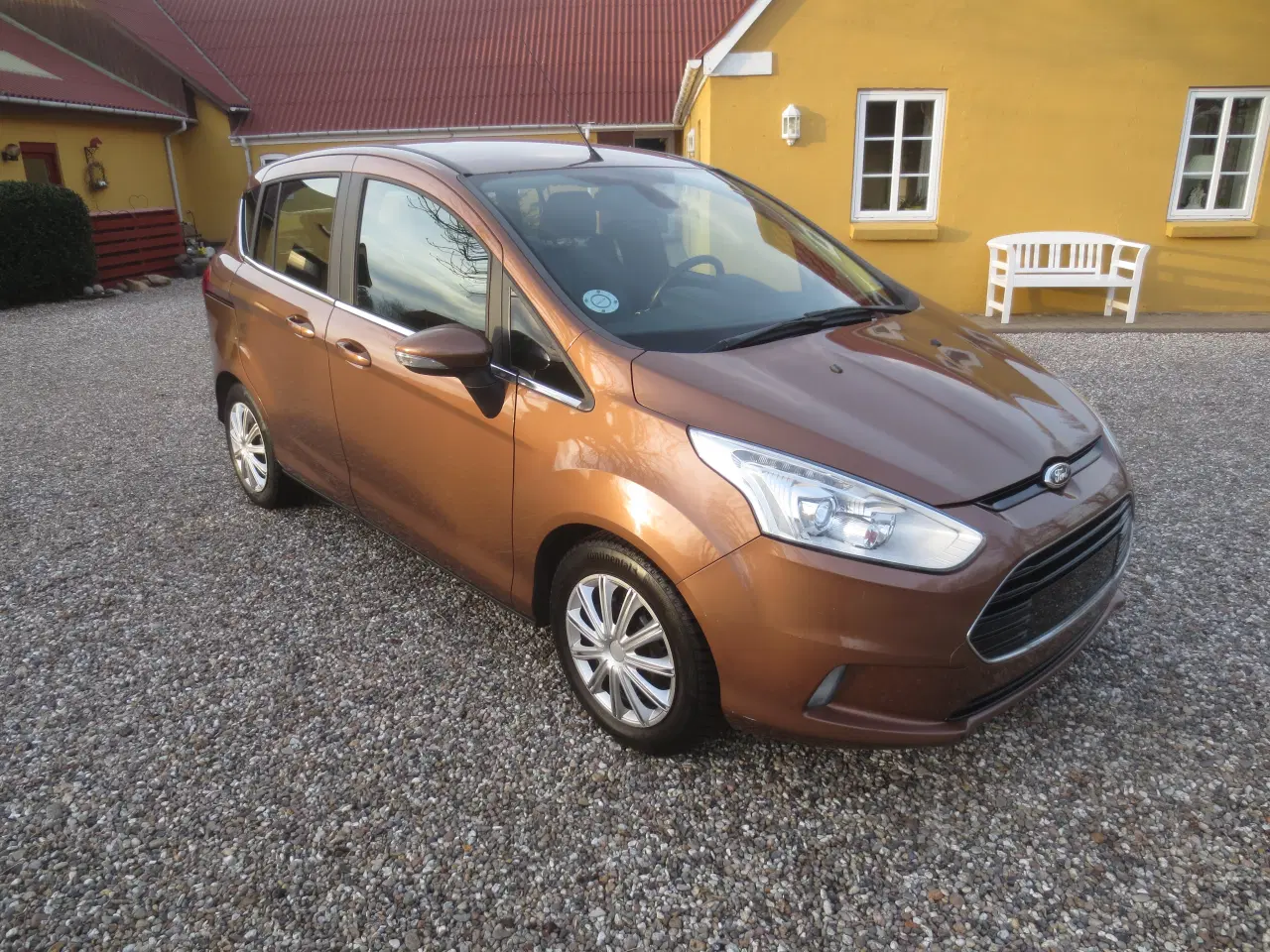Billede 1 - Meget fin B-Max 1.0 i 120 Hk Årg 13. 