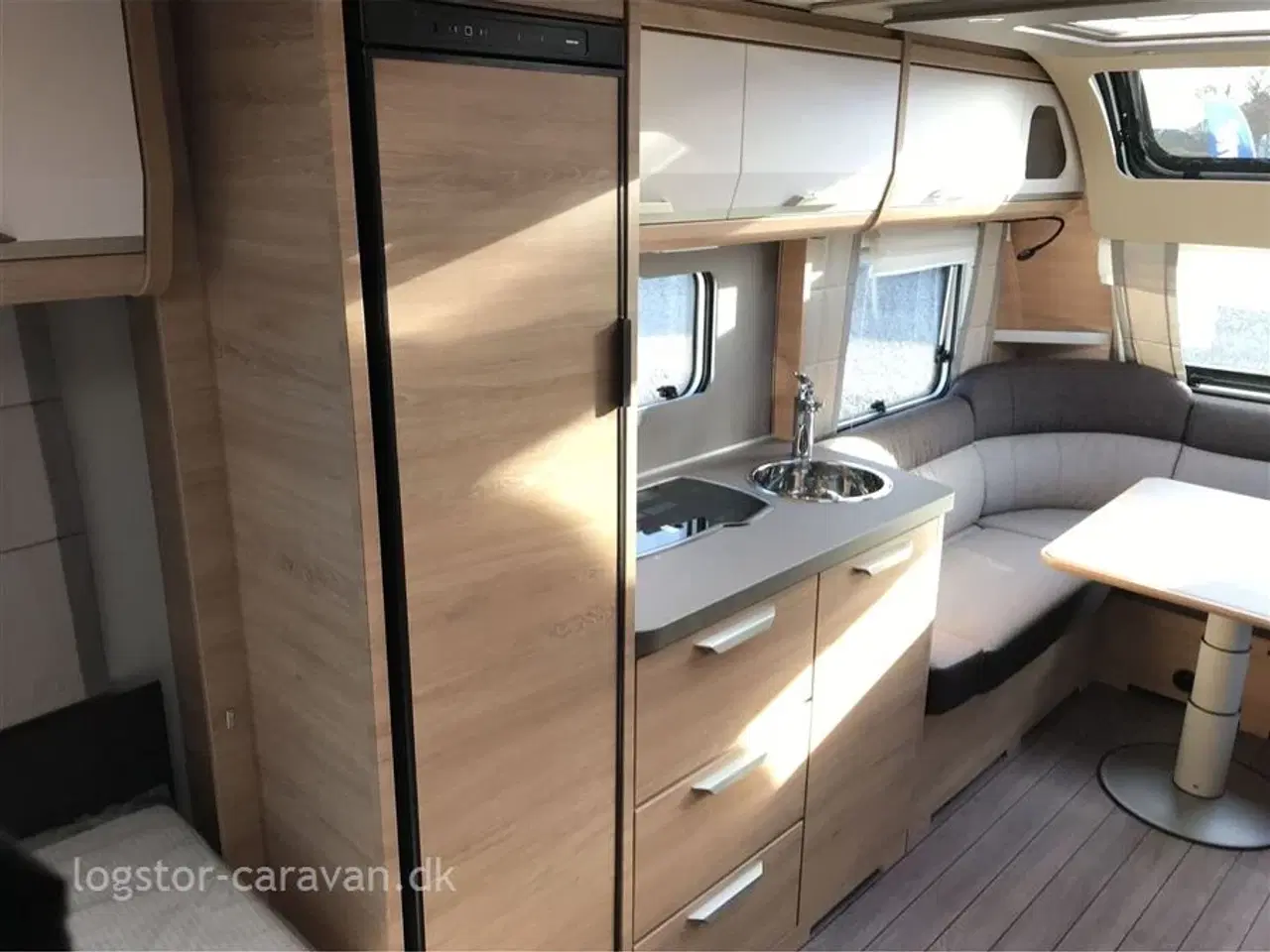 Billede 8 - 2023 - Knaus Südwind 500 UF "60 Years Celebration"   SUPER TILBUD  SPAR 40.000,- KR.   Pris er inkl. lev. omk. og Nr. plade. køreklar på gaden.