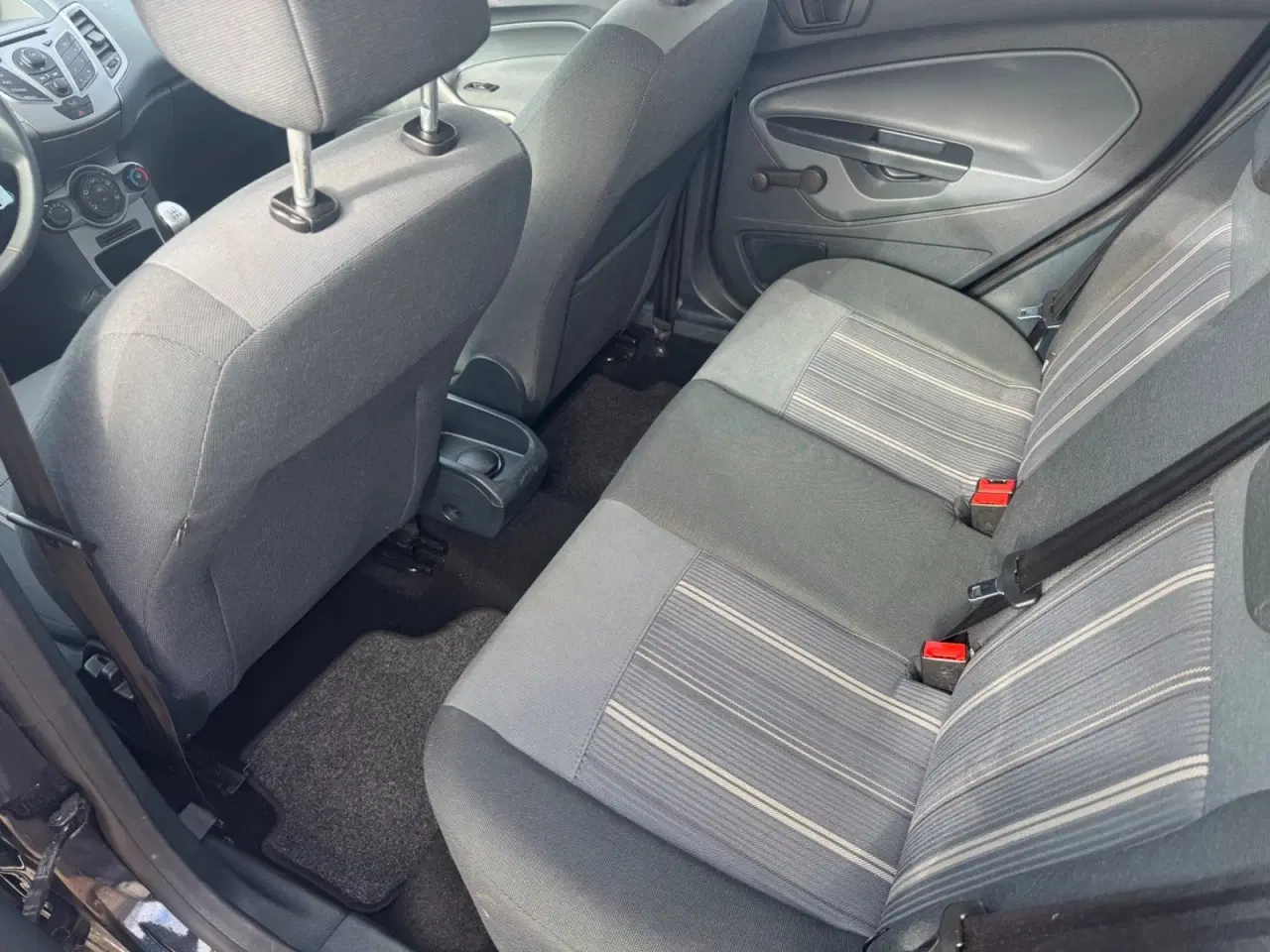 Billede 5 - Ford Fiesta 1,25 82 Ambiente