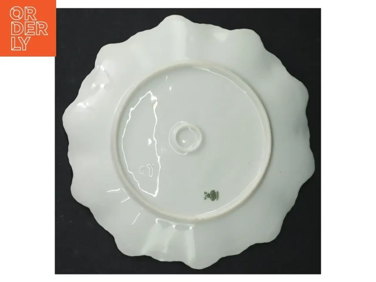 Billede 5 - Porcelænskagetallerkener med guldkant fra M Z (str. Ø. 16 cm)