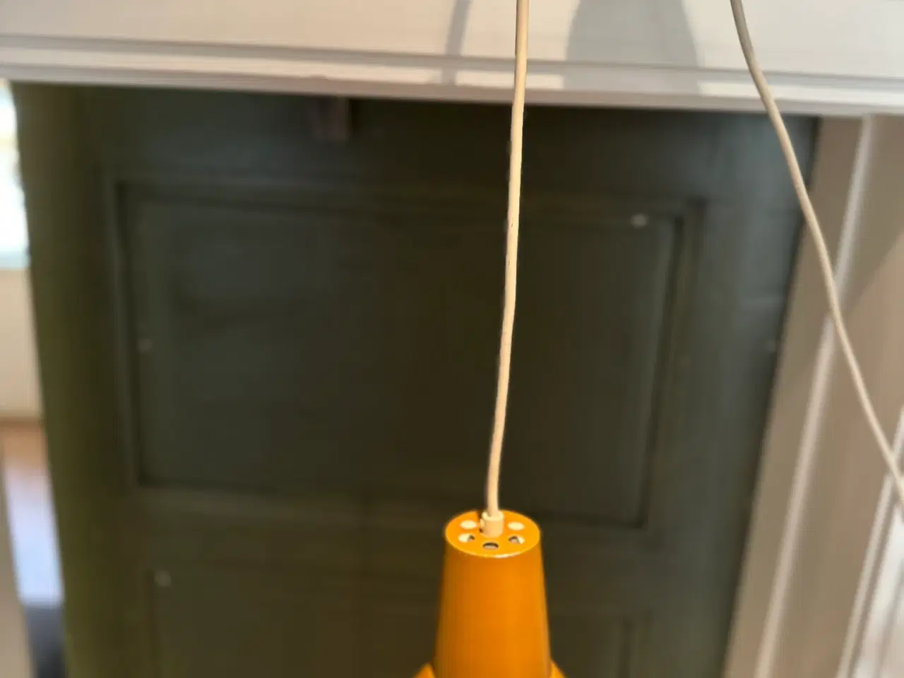 Billede 4 - Gul retro pendel / loftlampe med flot patina