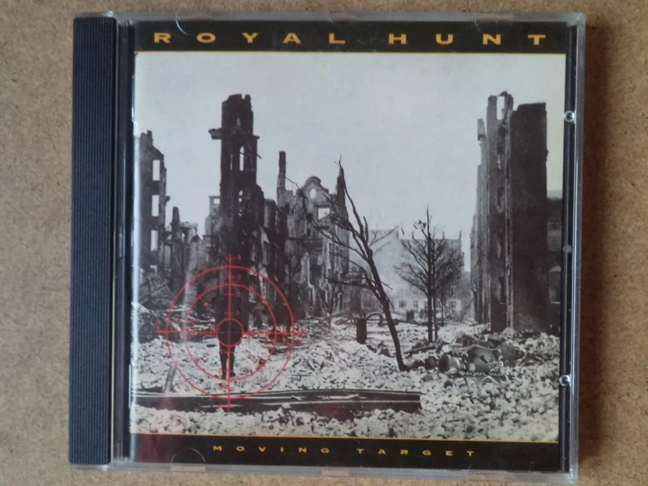 Billede 1 - Royal Hunt ** Moving Target                       