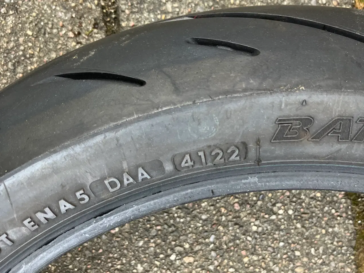 Billede 3 - 180/55R17 Bridgestone S22
