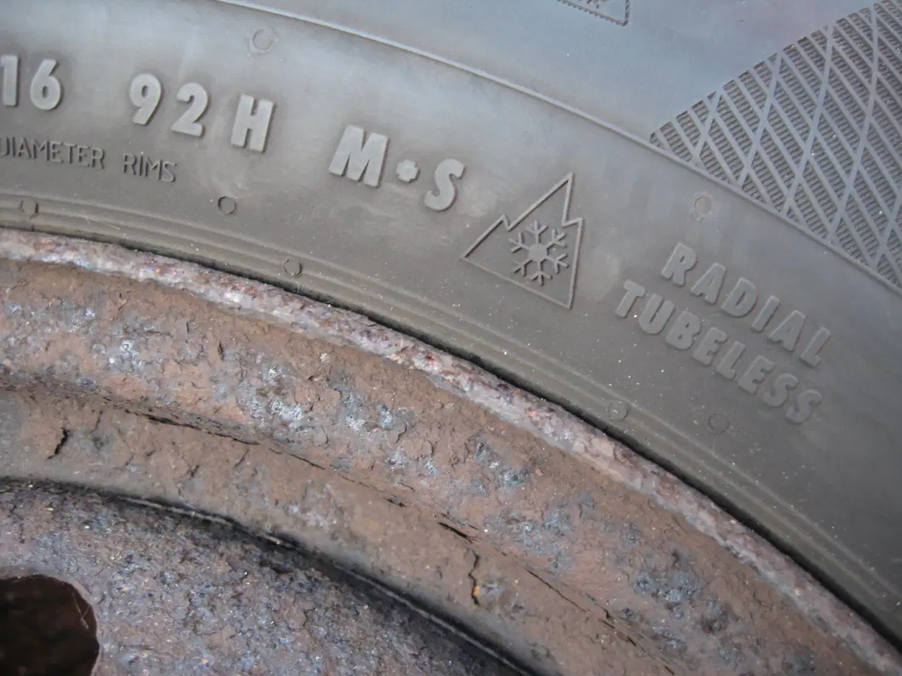 Billede 6 - Vinterhjul, Fælge 5x108 E4med Vinterdæk 205/60 R16