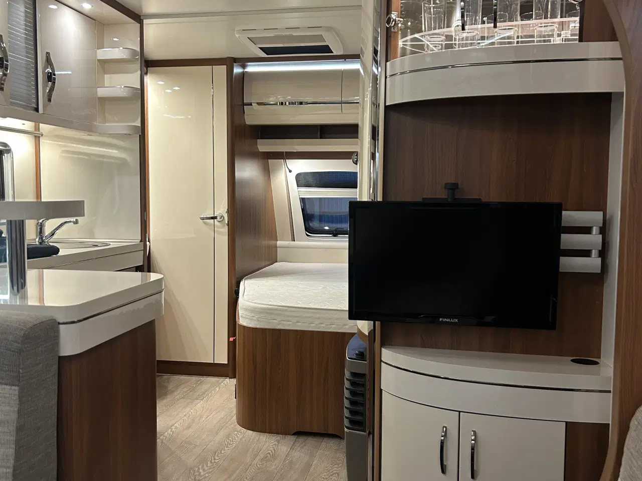 Billede 2 - Hobby 560 til spotpris