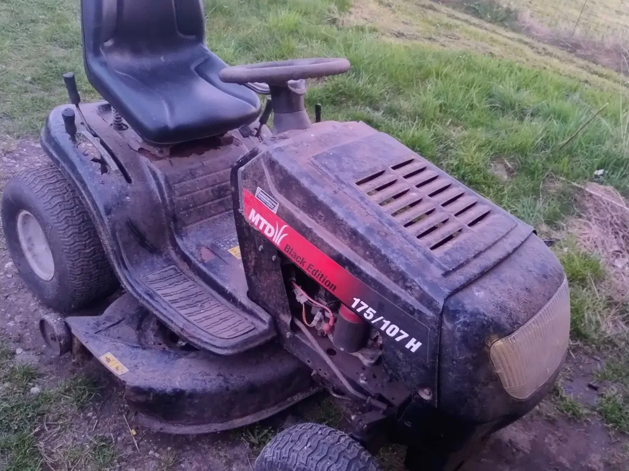 Billede 4 - MTD havetraktor 17.5 hk 