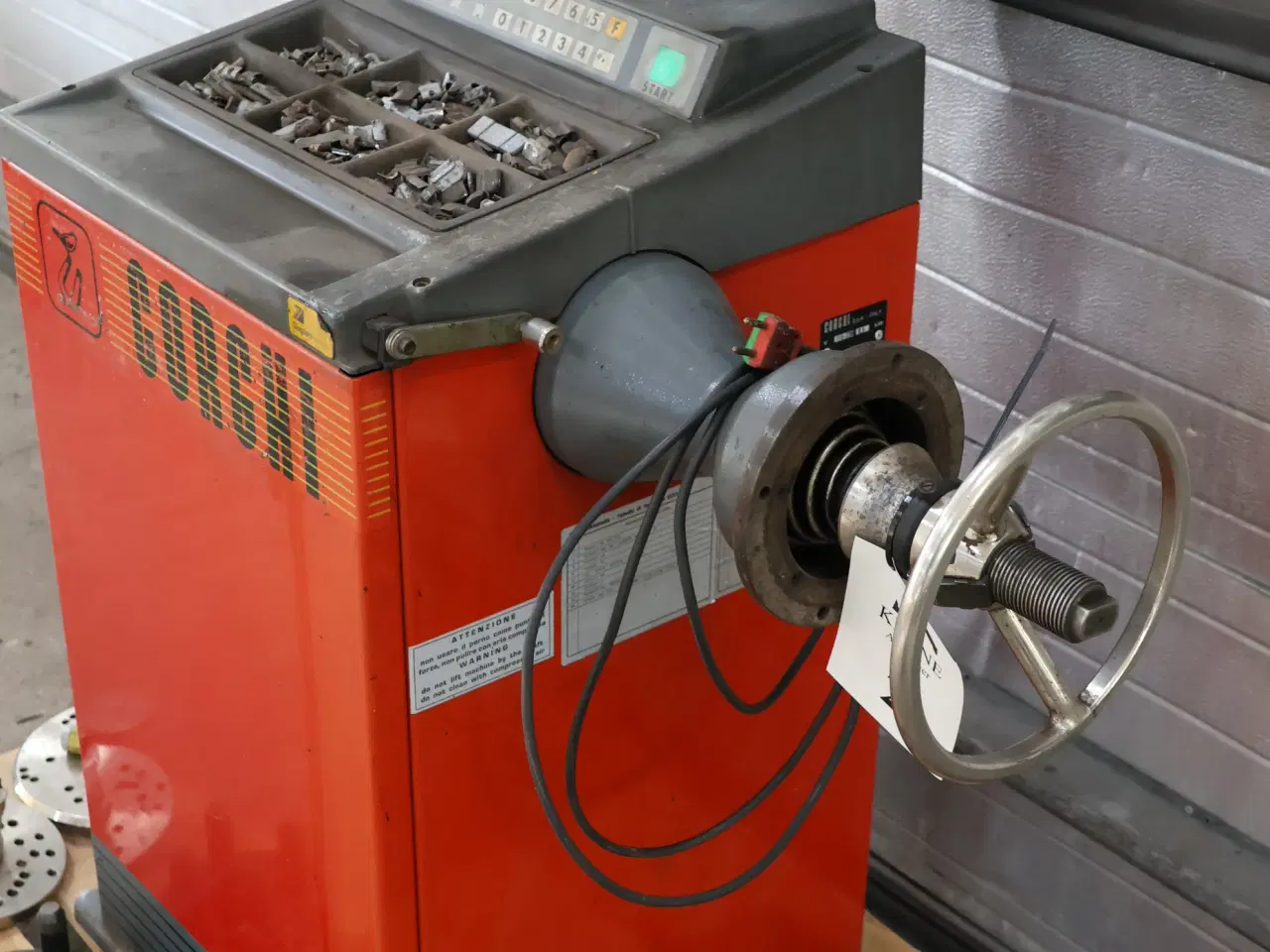 Billede 2 - Corghi EM61 Hjulafbalanceringsmaskine