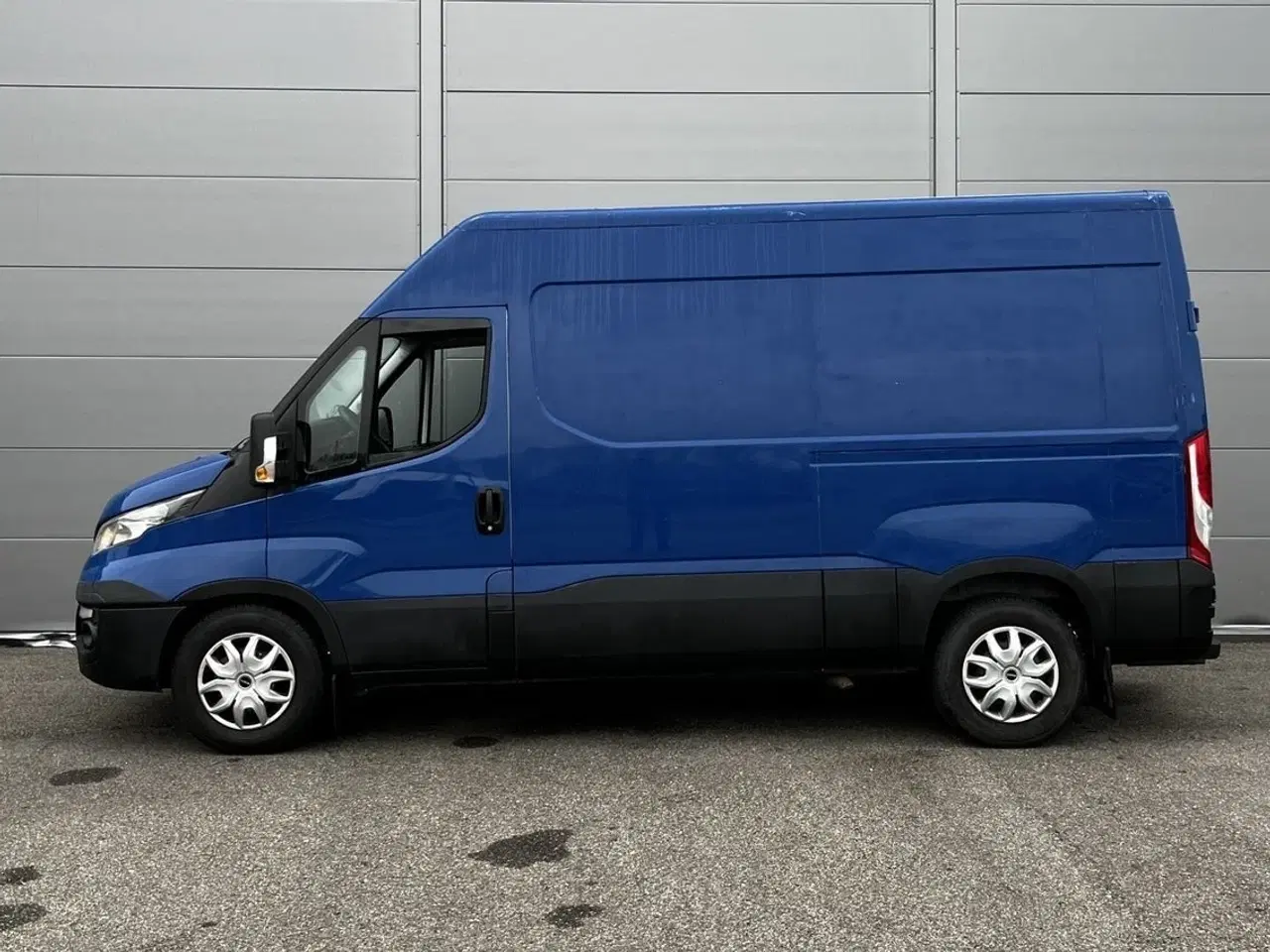 Billede 9 - Iveco Daily 2,3 35S15 10,8m³ Van