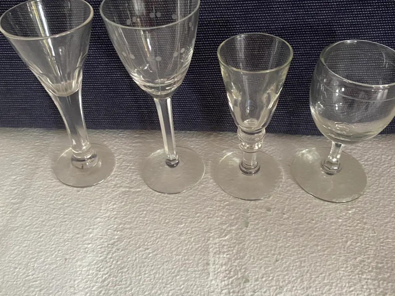 Billede 5 - Holmegaard Derby snapse glas 2 stk. og 8 andre