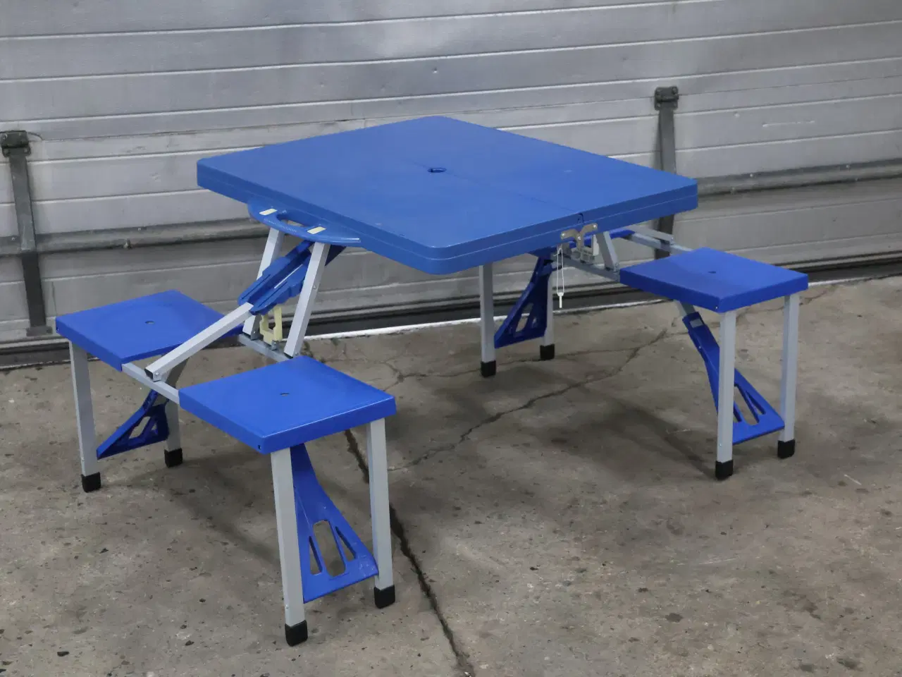 Billede 3 -  2 Stk Camping/picnic bordsæt