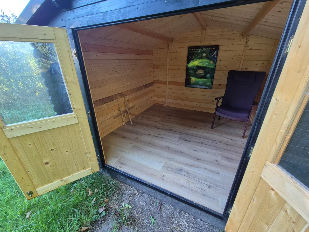 Billede 3 - Hytte Sort 2-dørs 8½ m2