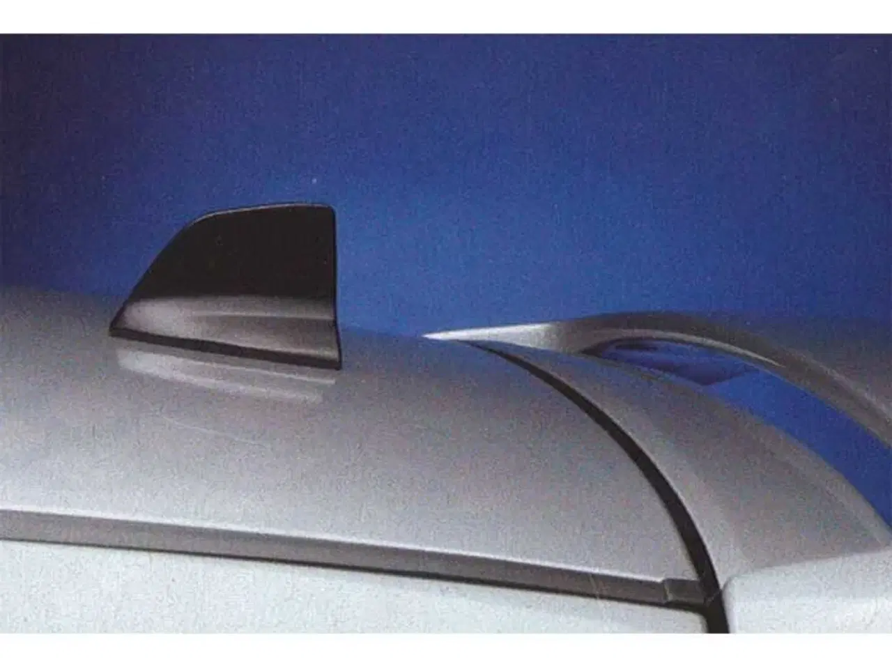 Billede 1 - Shark fin" MINIspoiler - dummy