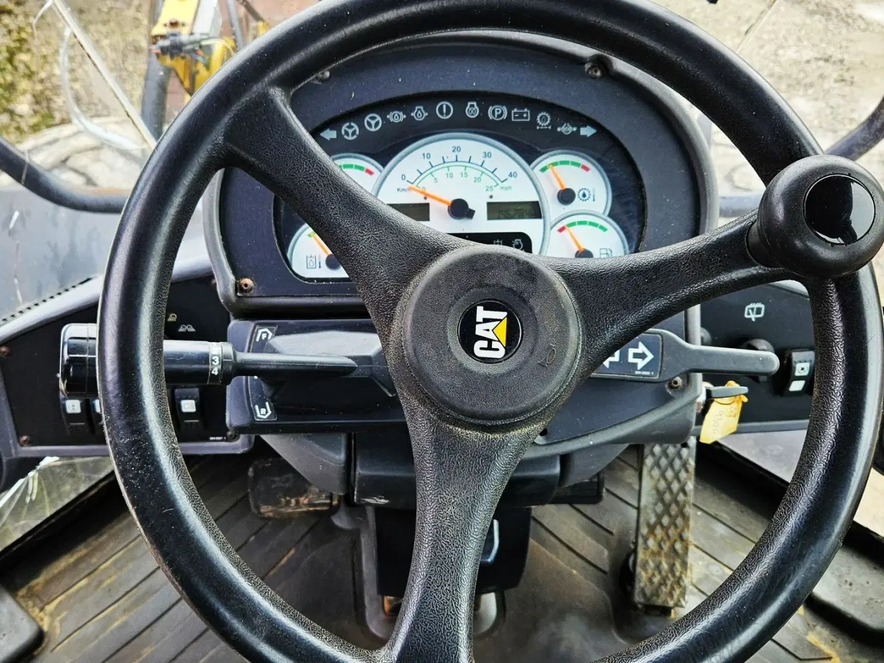 Billede 14 - Caterpillar 930G / god historik / 3. funktion & smøreanlæg