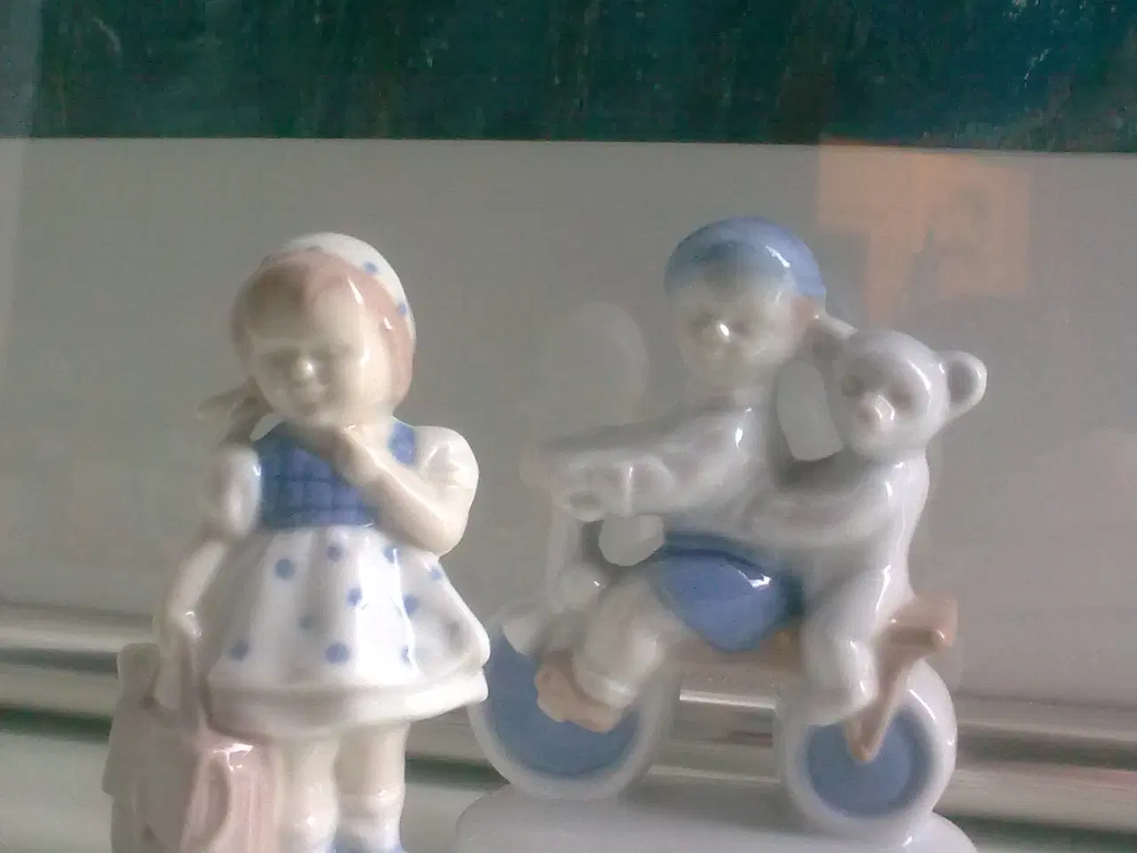 Billede 1 - Blåfrosne børn RETRO o.a. symbolsk Porcelæn