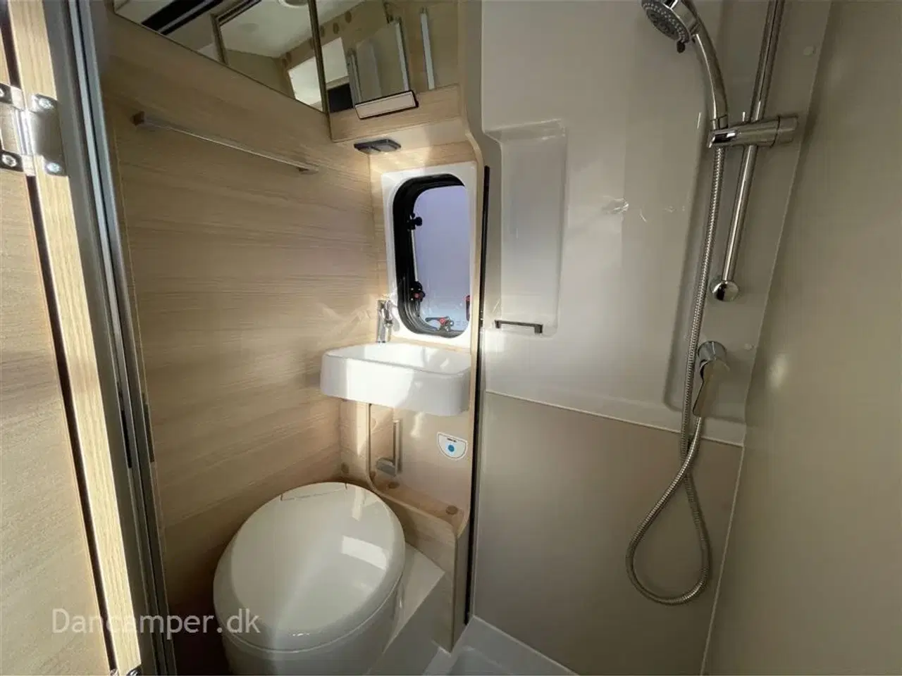 Billede 27 - 2026 - Chausson V697 Sport Line Super vintercamper, 140 HK, 8-trins automatgear, adaptiv fartpilot. Tilbehørs-, Connect-, Safety- og Artic pakke m.m.m..