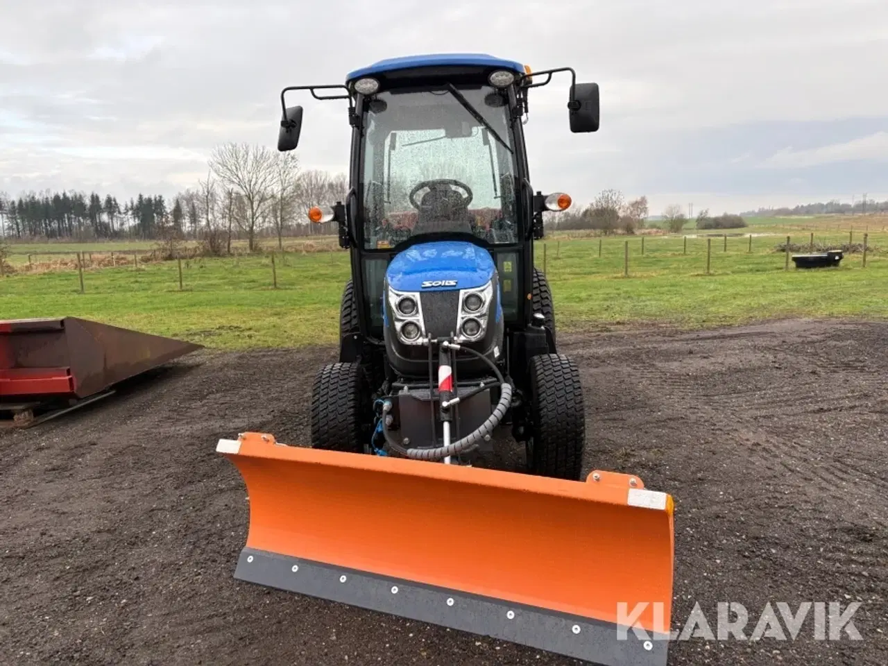 Billede 9 - Traktor med sneplov og saltspreder Solis H26 HST