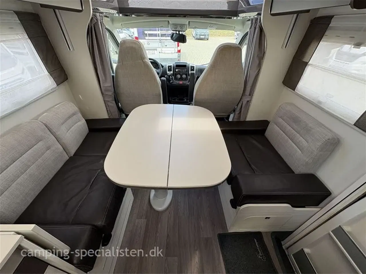 Billede 7 - 2018 - Chausson Flash 635   Chausson Flash 635 2018 - Se den nu hos Camping-Specialisten.dk
