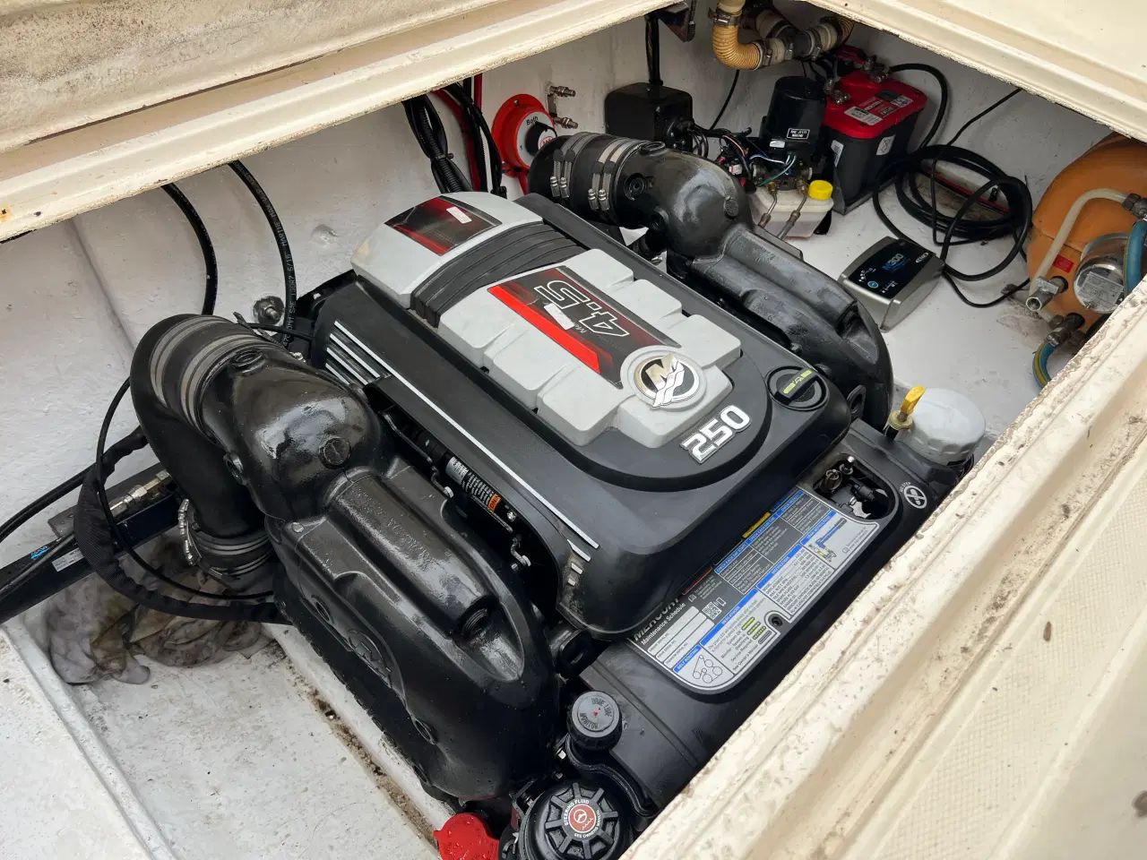 Billede 2 - bayliner 2755 MED NY MOTOR