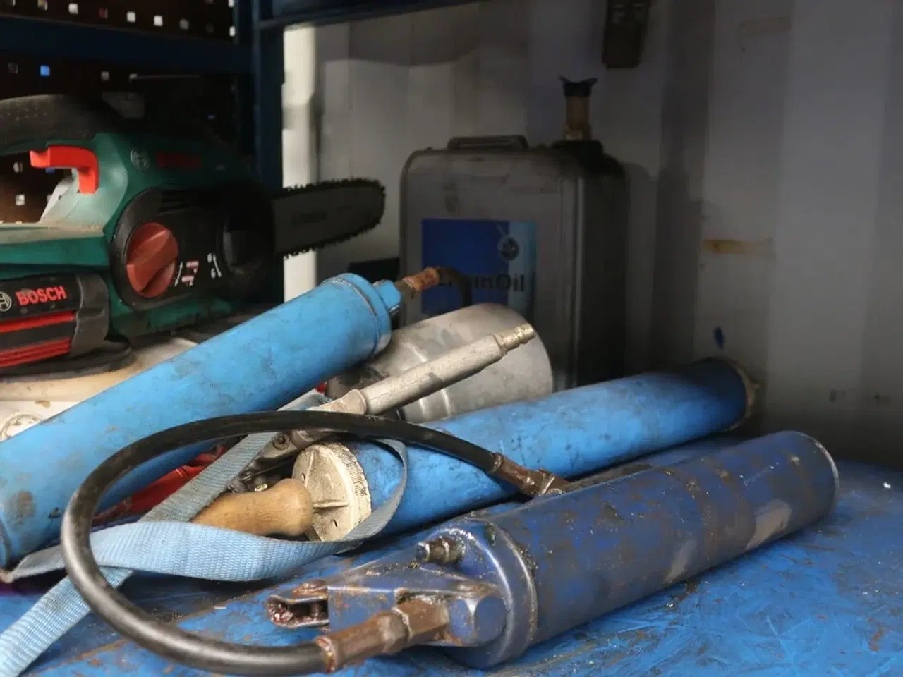 Billede 4 - Div. Fedtpumper samt motorsav BOSCH