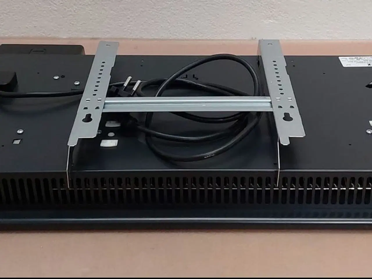 Billede 4 - Elradiator sort, Adax 600W/ 230V. wifi Ubrugt ( an