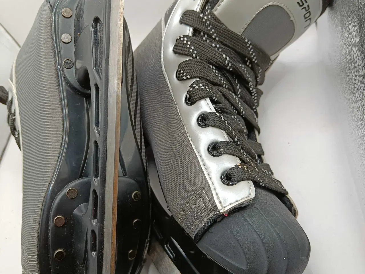 Billede 5 - Hockey 723 Ishockey skøjter 39str