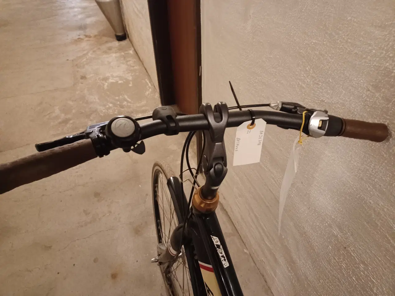 Billede 8 - En køreklar Batavus dame/pige cykel