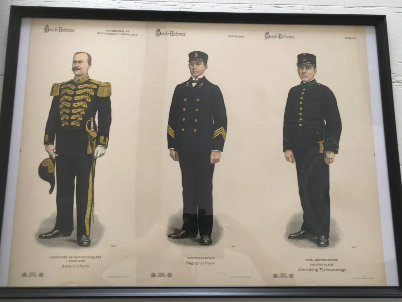 Billede 1 - Stort C.L. Seifert billede med 3 uniform