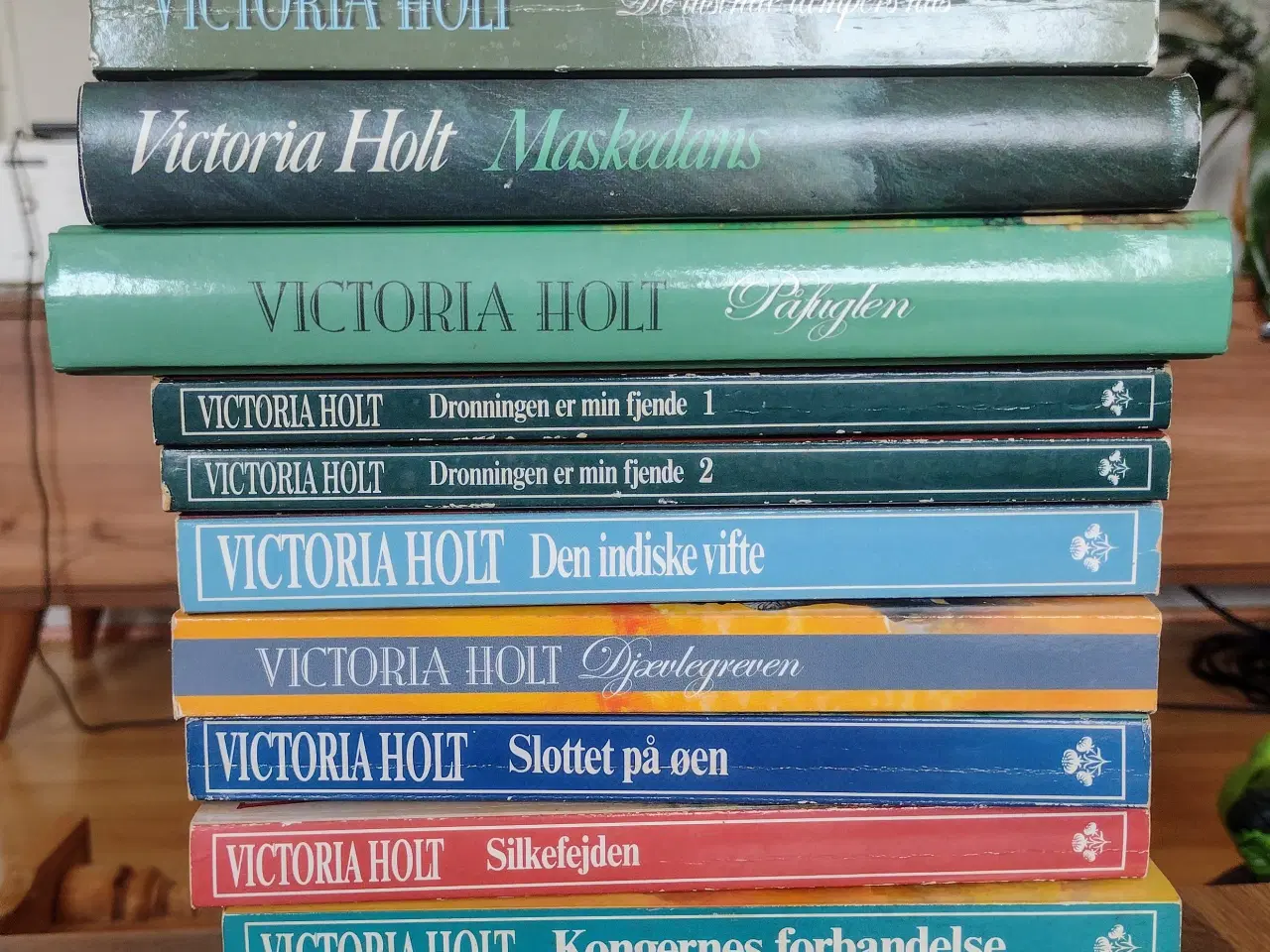 Billede 2 - 18 romantiske romaner af Victoria Holt 