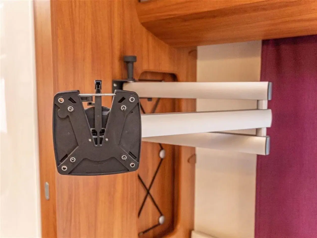 Billede 10 - 2013 - Hobby Excellent 460 UFe Lys og rummelig vogn med solceller og lav totalvægt