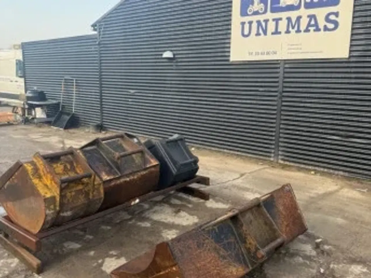 Billede 2 - Skovlsæt incl reol