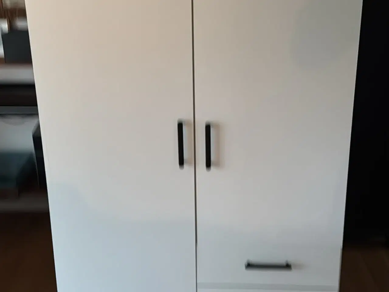 Billede 2 - Garderobeskab 