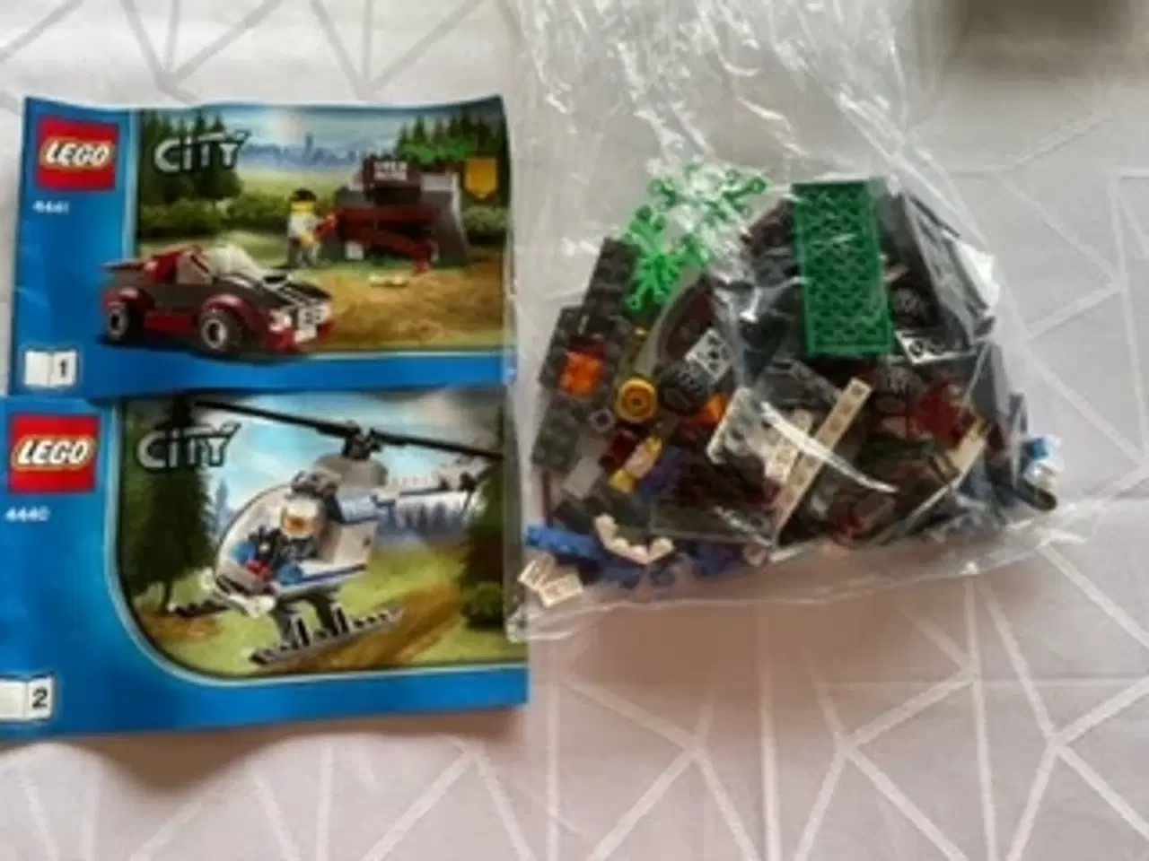 Billede 1 - Lego City 4441 politihelikopter, bil og guldmine