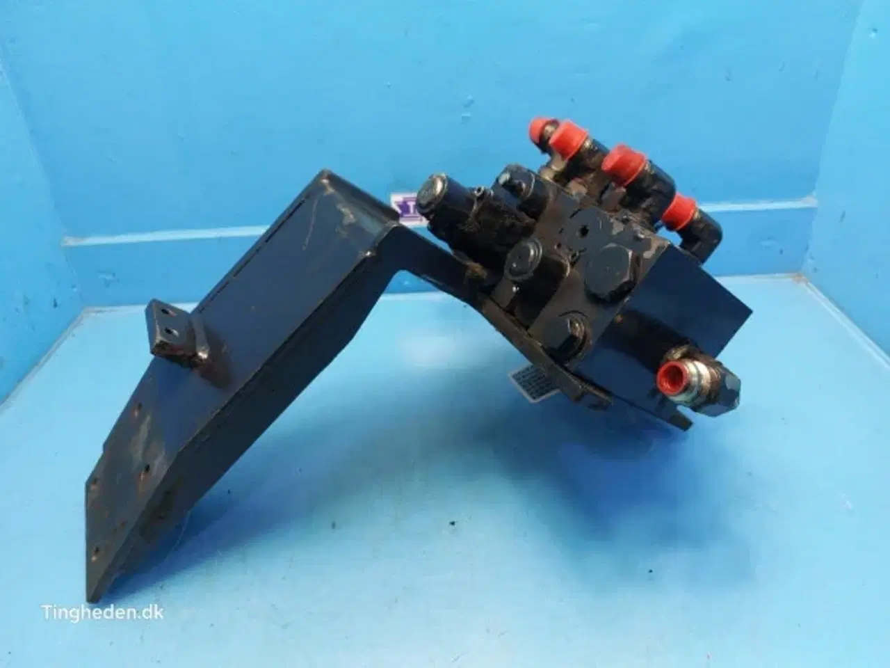 Billede 10 - Valmet 8050 Hydraulikventil 32536400