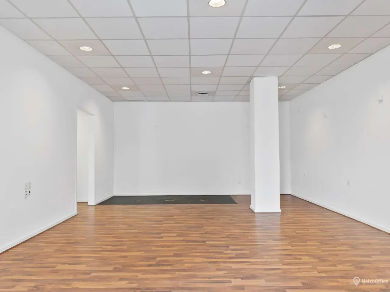 Billede 3 - Går du med drømmen om egen butik eller cafe i et attraktivt indkøbsområde i Rungsted?