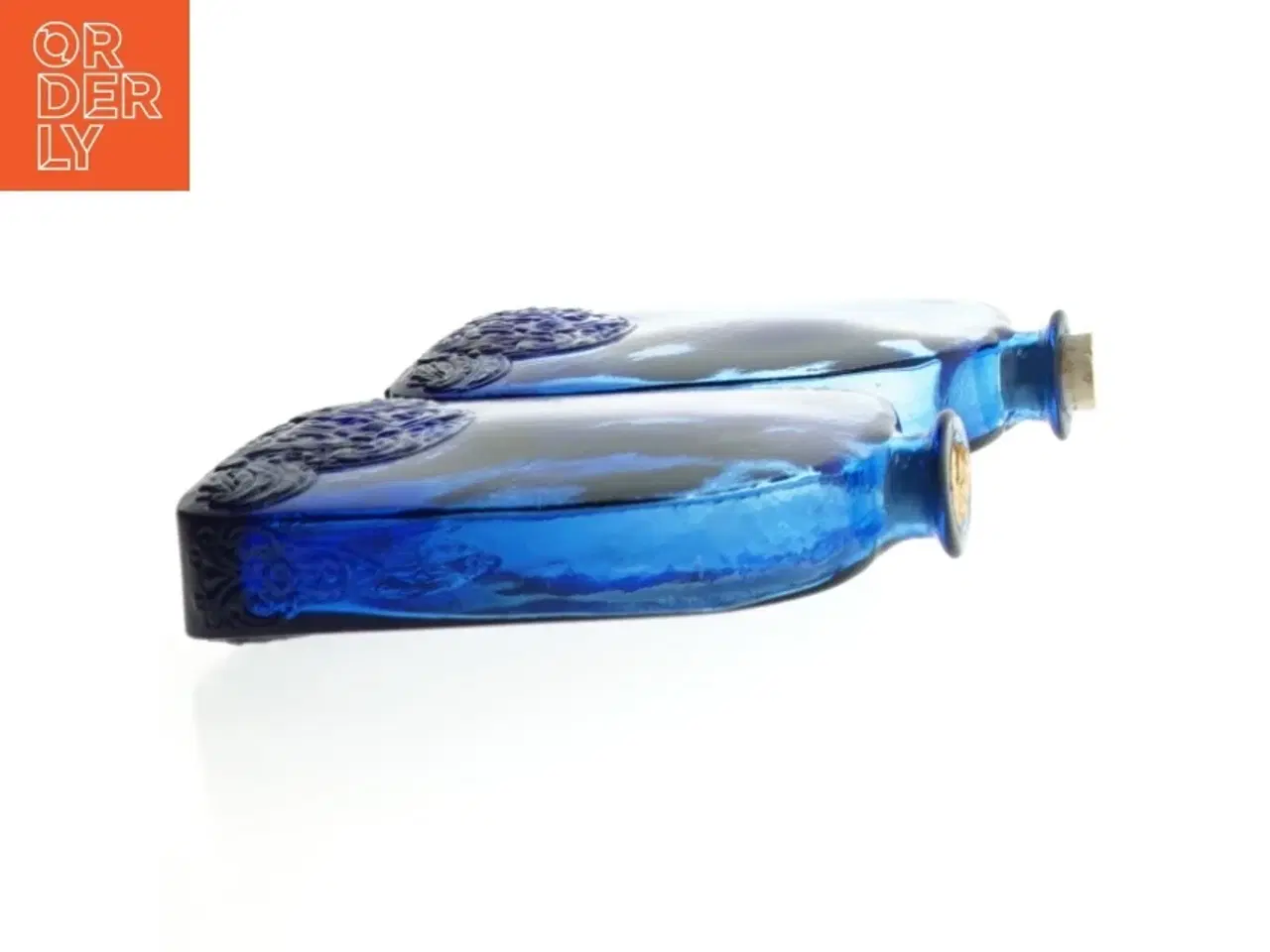 Billede 4 - 2 stk Håndlavede glasflasker med prop (str. H. 14 cm. b. 8,5 cm)