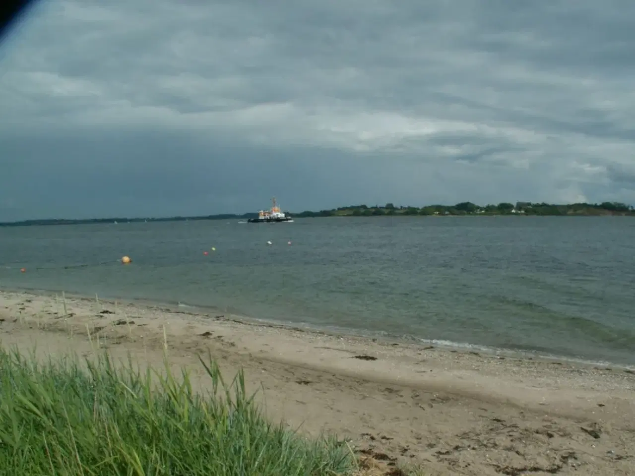 Billede 3 - Lille,moderne hel�rshus p� dansk side. 25 m fra og udsigt over Flensborg fjord.