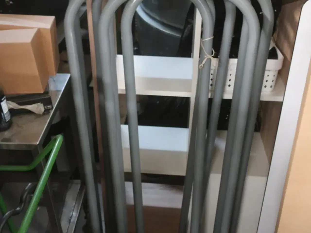 Billede 2 - Pooltrappe og rør