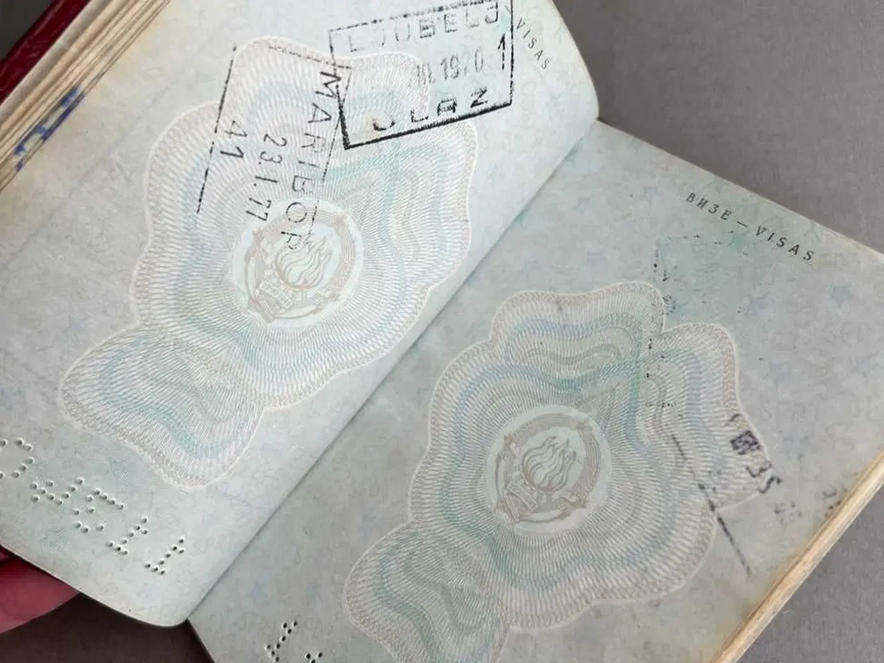 Billede 9 - Østtysk DDR Jugoslavisk Pas