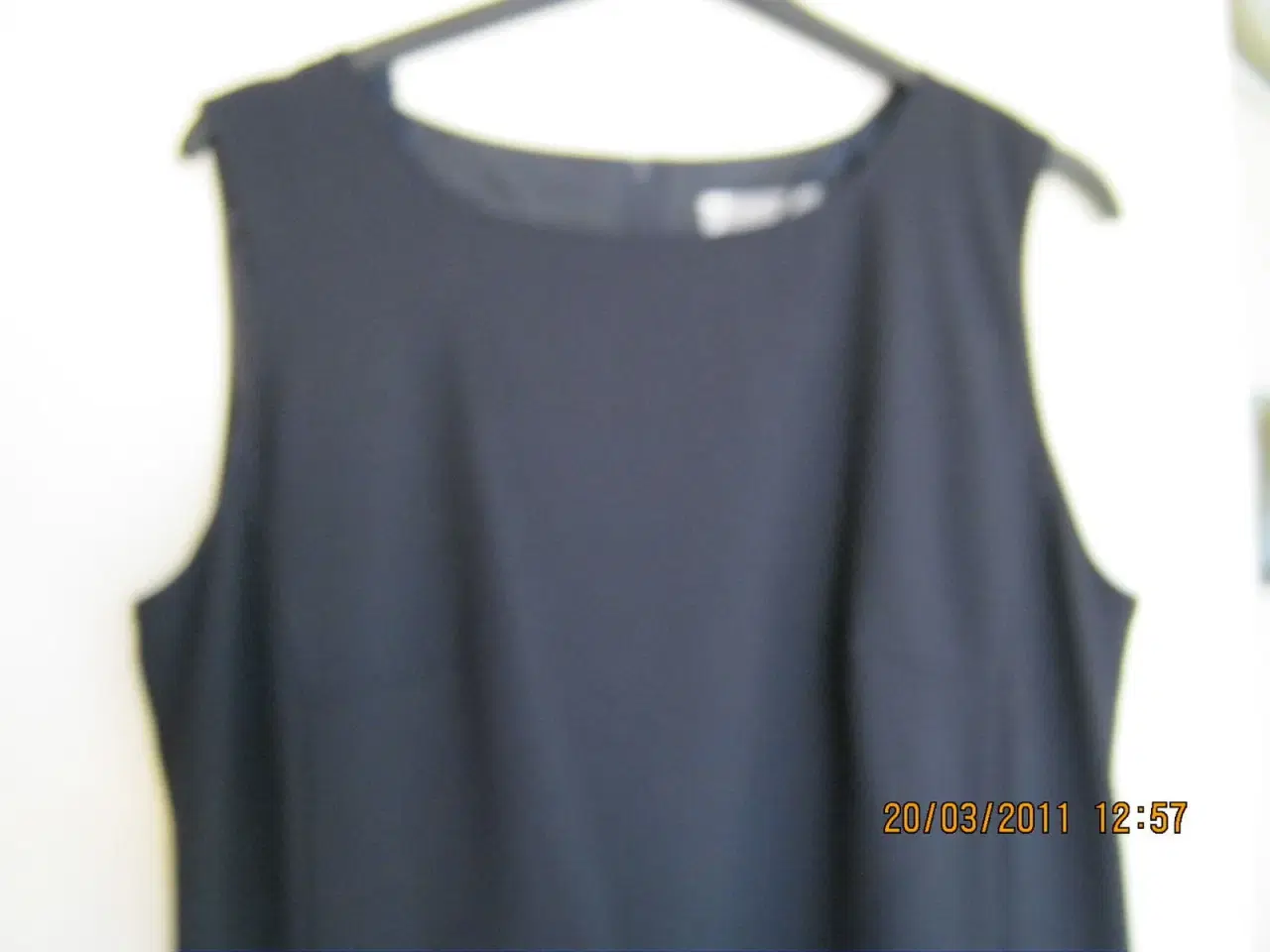 Billede 2 - Kjole fra Cite , mørkeblå